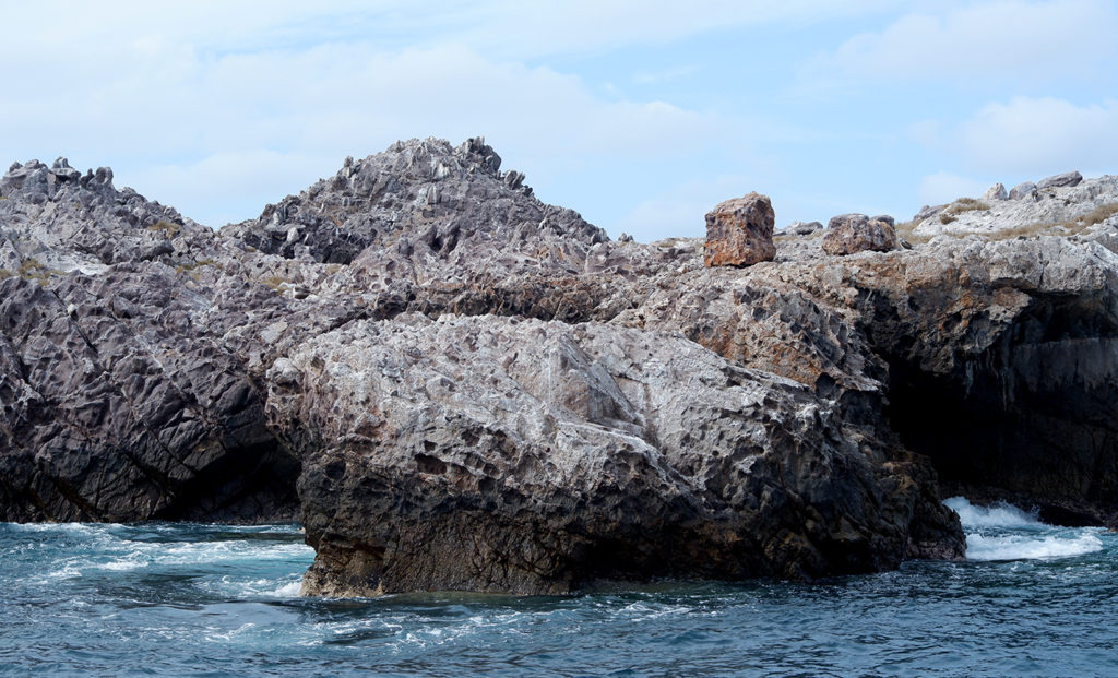 Islas Marietas close up with all the rocky formations 