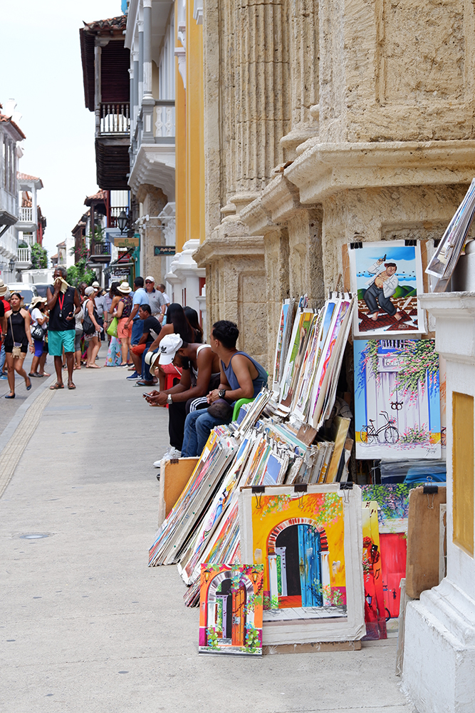 What to do and see Cartagena's Walled City and other Colombian basics: street vendors selling art