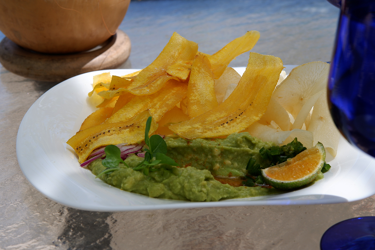 Hotel Punta Islita Costa Rica, Honeymoon Suite: guac and plantain chips 