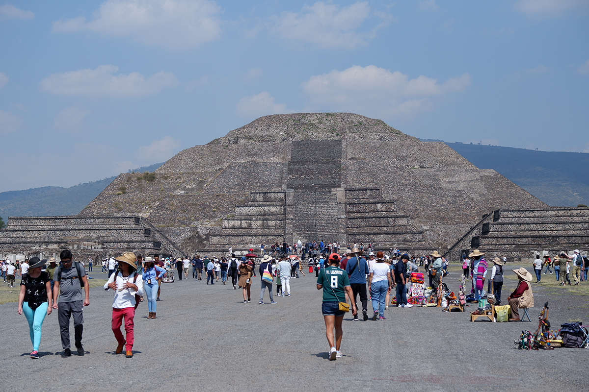 Teotihuacan ruins, large pyramid with steps