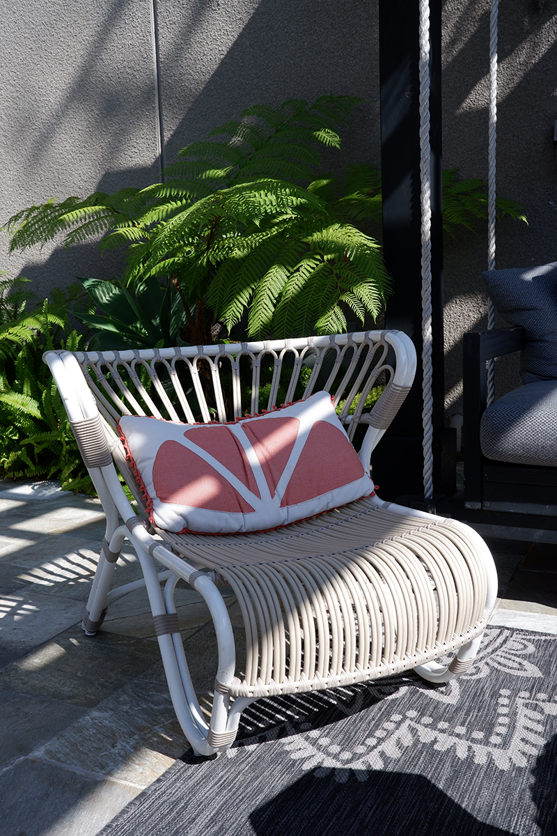 Hotel Amarano, a boutique hotel with a rich Hollywood history: pool chair