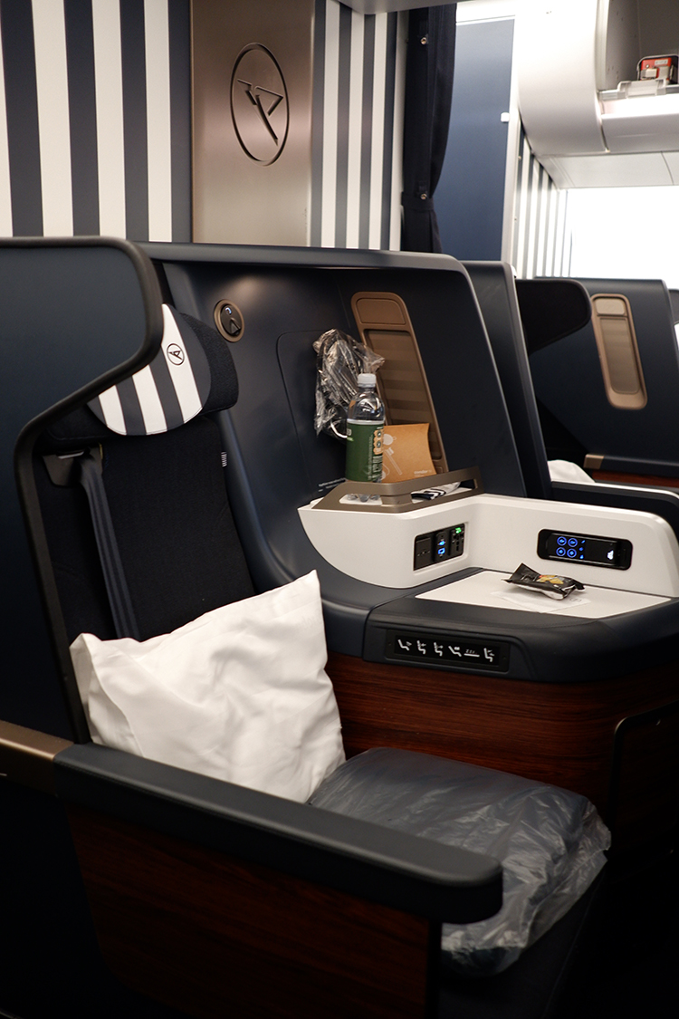 Flying business class with Condor, Toronto to Frankfurt and back